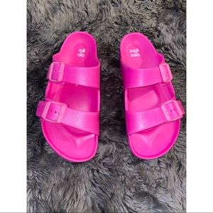 Pink Foam Sandals—Buckles